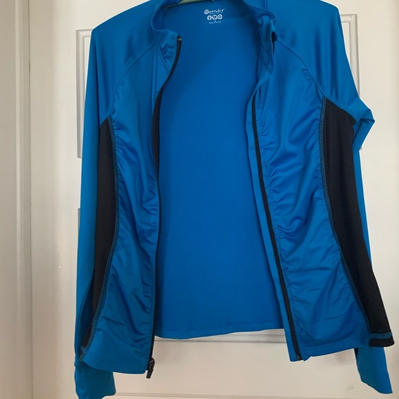 Mambo Australia Women’s L/14 ruched zip up athletic top - Picture 3 of 8